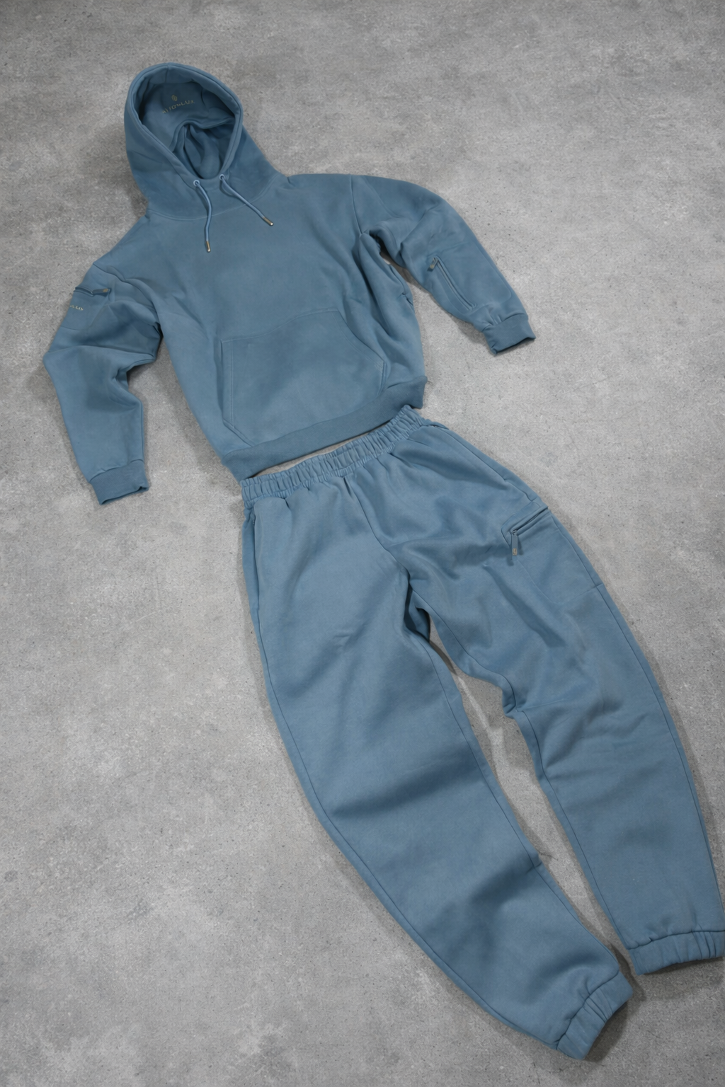 AVIONLUX Dream Premium Travel Hoodie