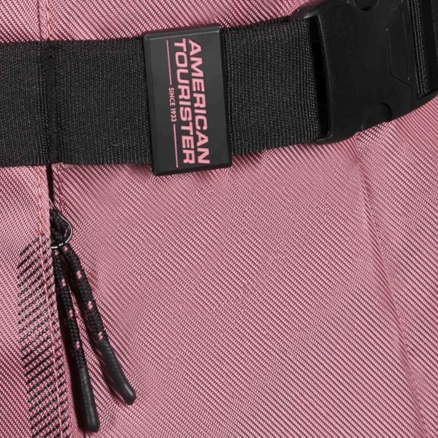 American Tourister Urban Track Large Wheeled Duffle - Lilas Pink