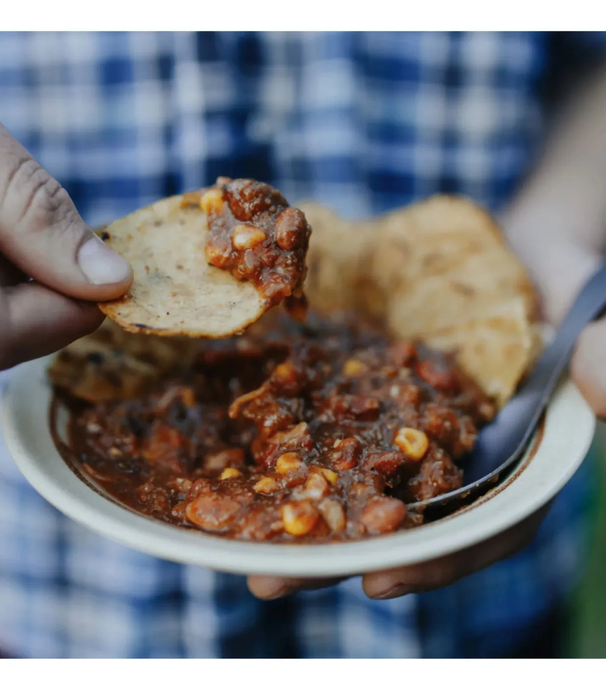 Convenient - eat the meal straight from the pouch to reduce clean up