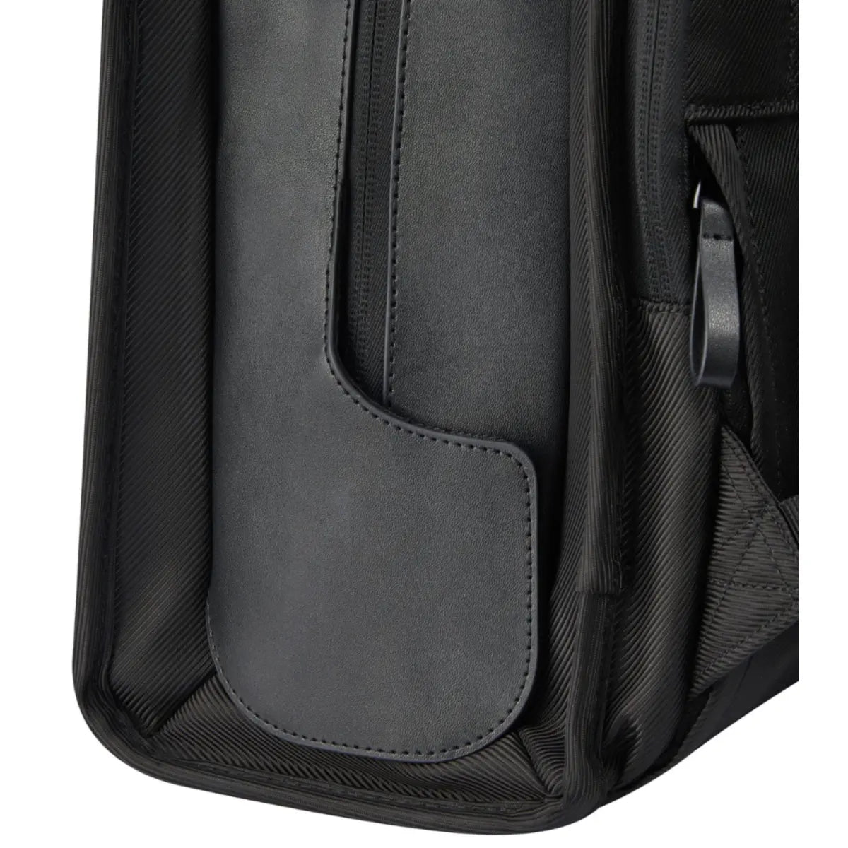 Invisible side pockets