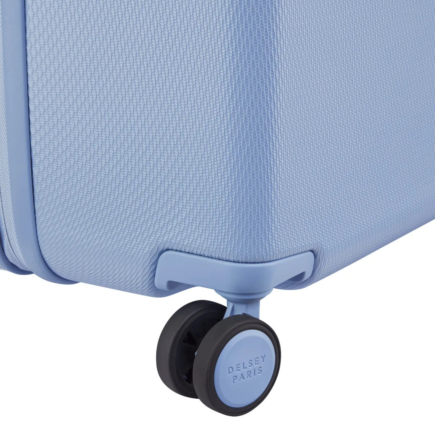 Delsey Chatelet Air 2.0 - 76 cm 4-Wheel Expandable Suitcase - Light Blue (Limited Edition)
