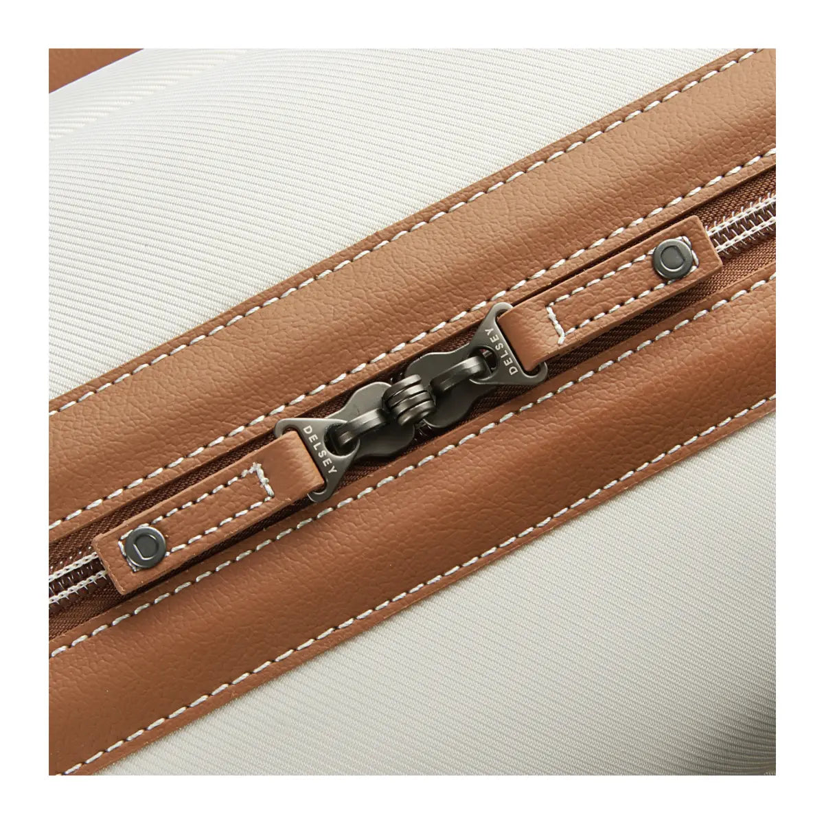 Lockable zip sliders