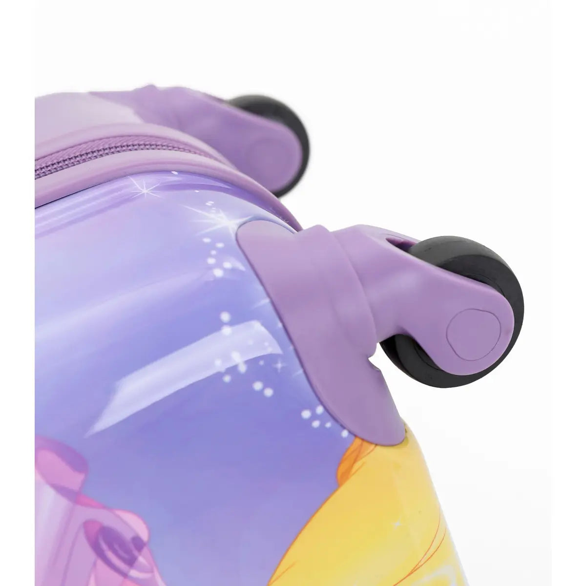 4 x multidirectional spinning wheels