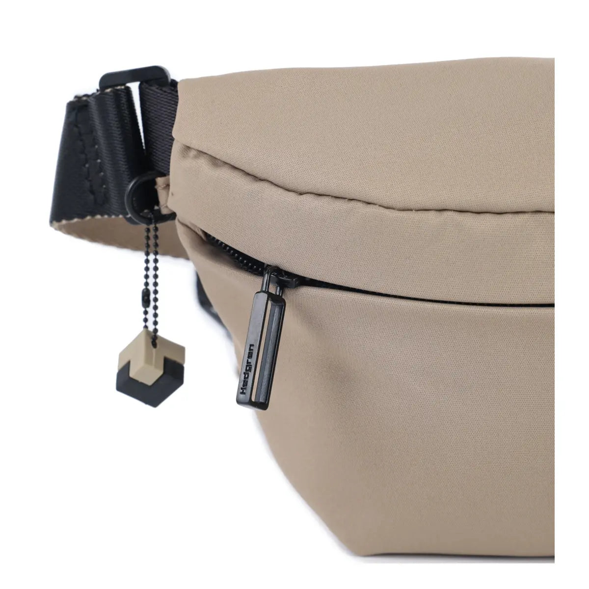 Two-tone cube hanger