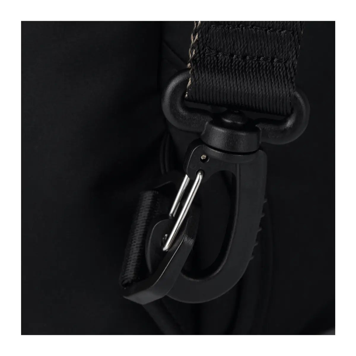 Shoulder straps tuck away when not in use