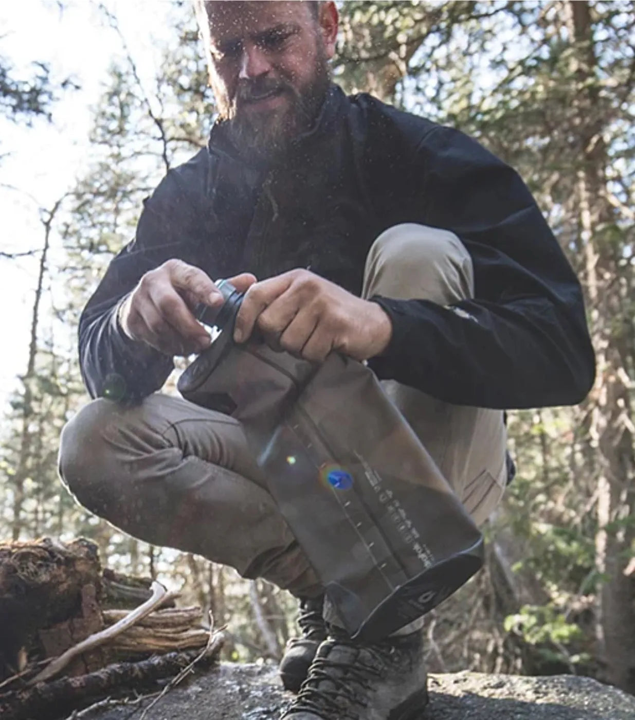 All season hydration system with welded seams provide a durable and lightweight construction