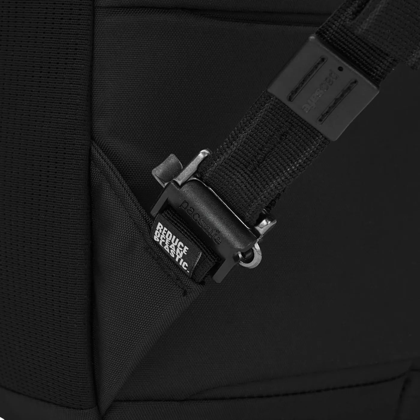 Pacsafe EXP Anti-Theft 28L 16’’ Laptop Backpack - Black