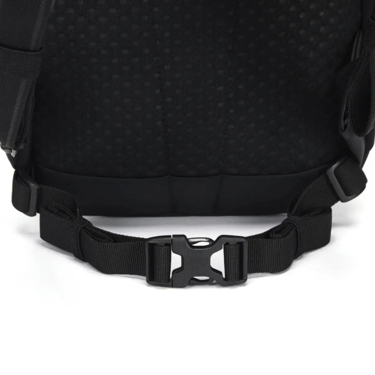 Pacsafe V Tech 12L Anti-Theft 16’’ Laptop Backpack - Black