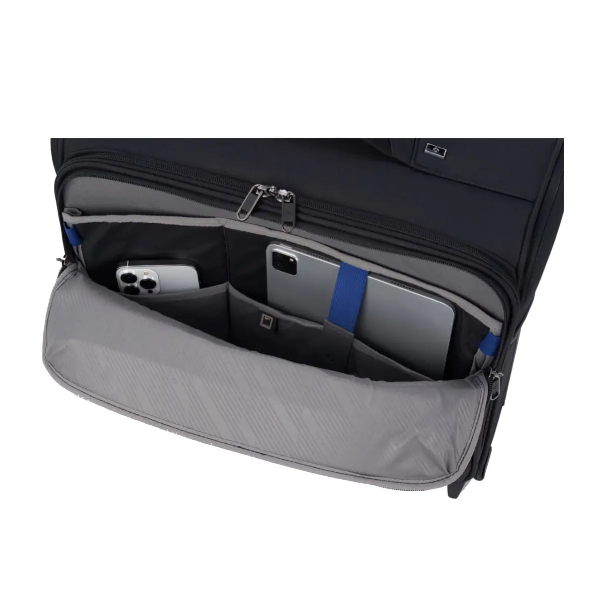 Front pocket with organisation and 11.6" tablet compartment