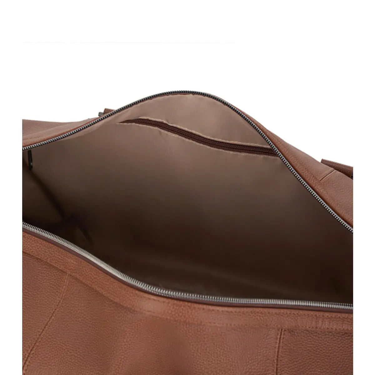 Zipped main compartment