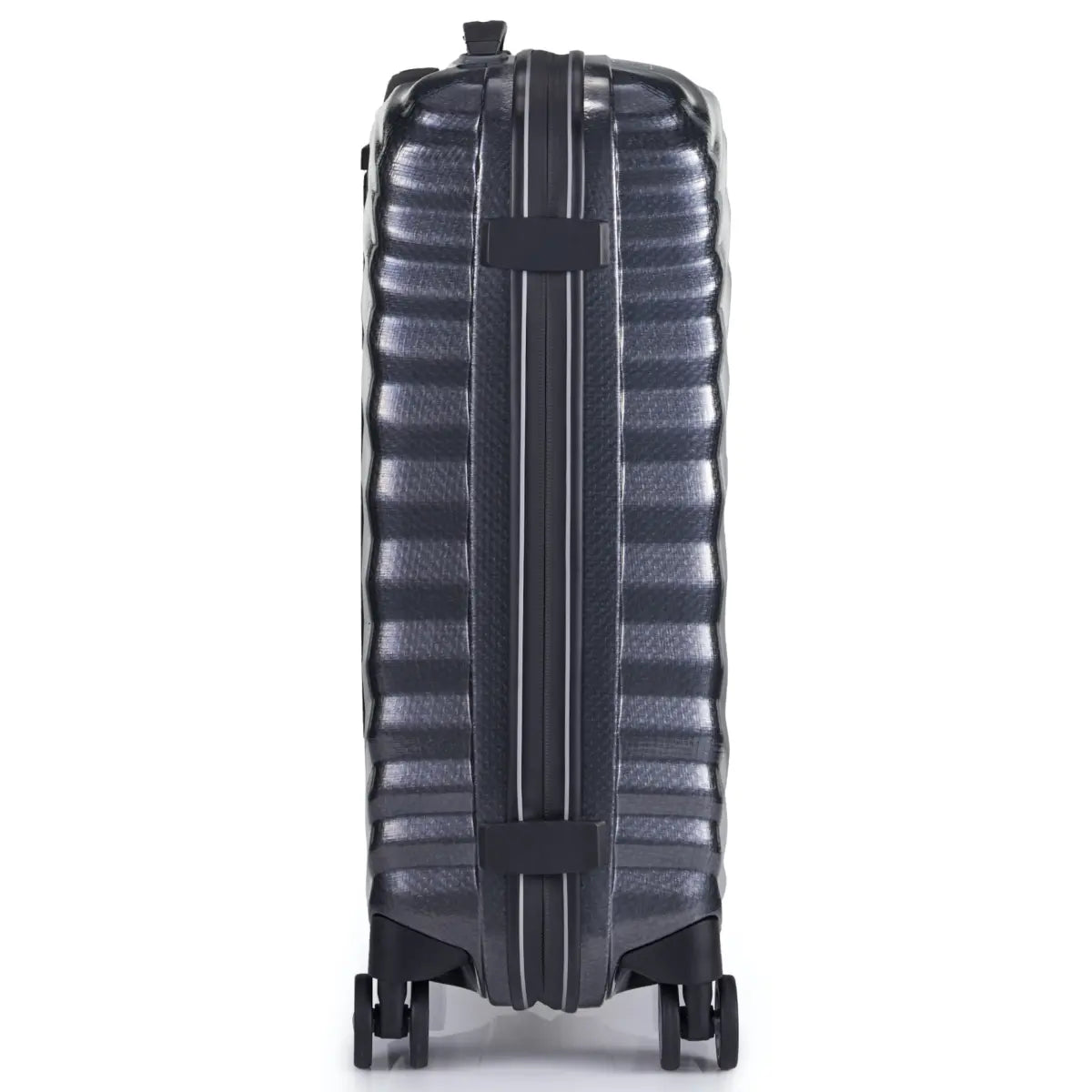 4 x spinner wheels for easy maneuverability