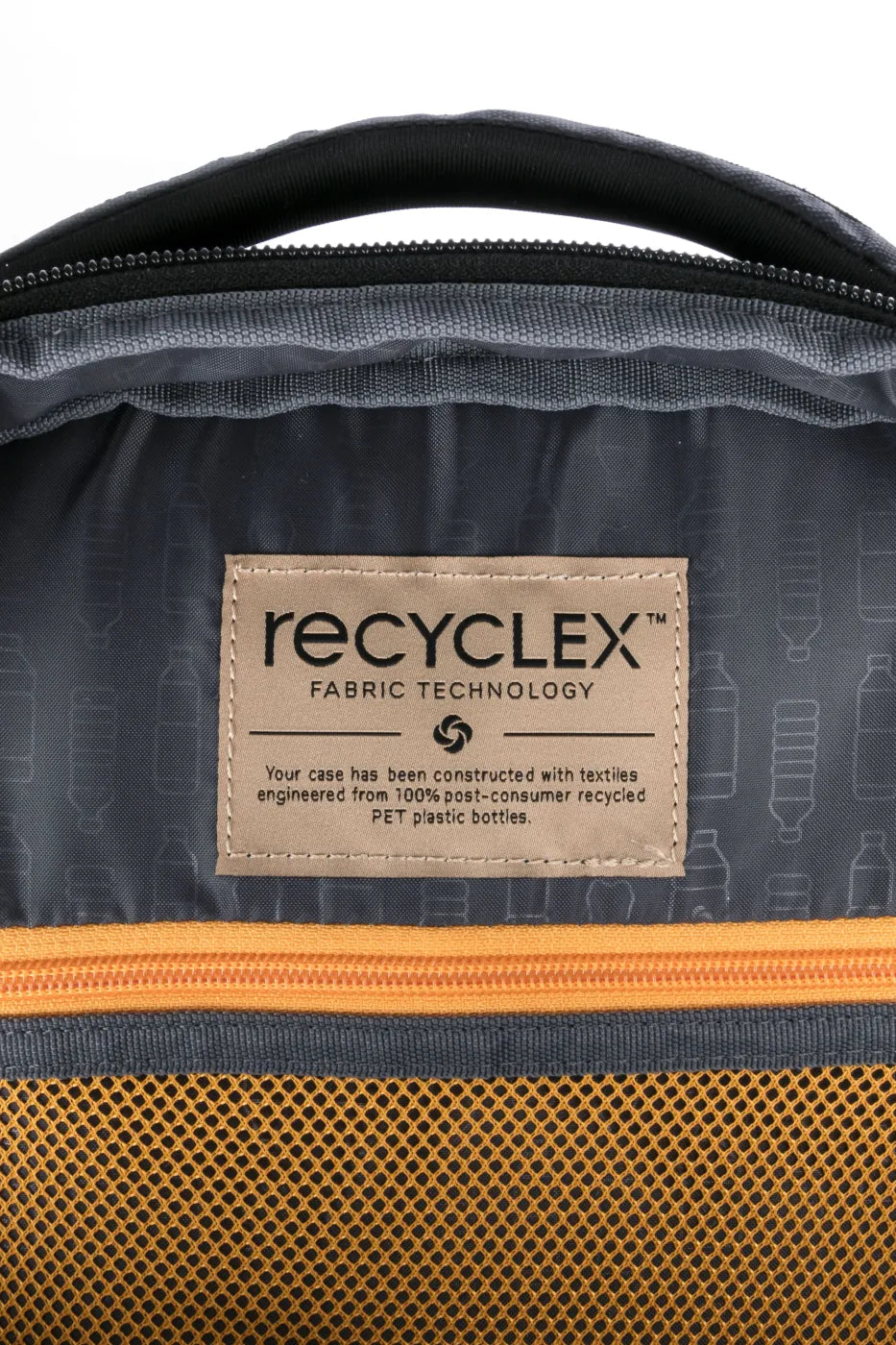 Feature lining and contrast colour mesh pocket.