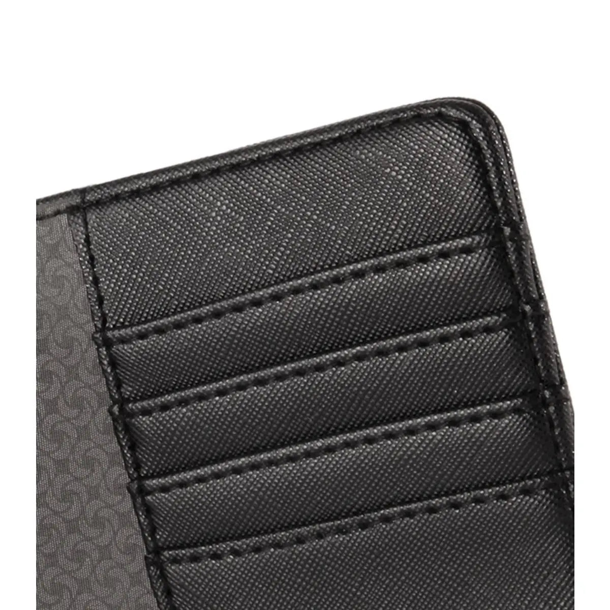 Four credit card slots