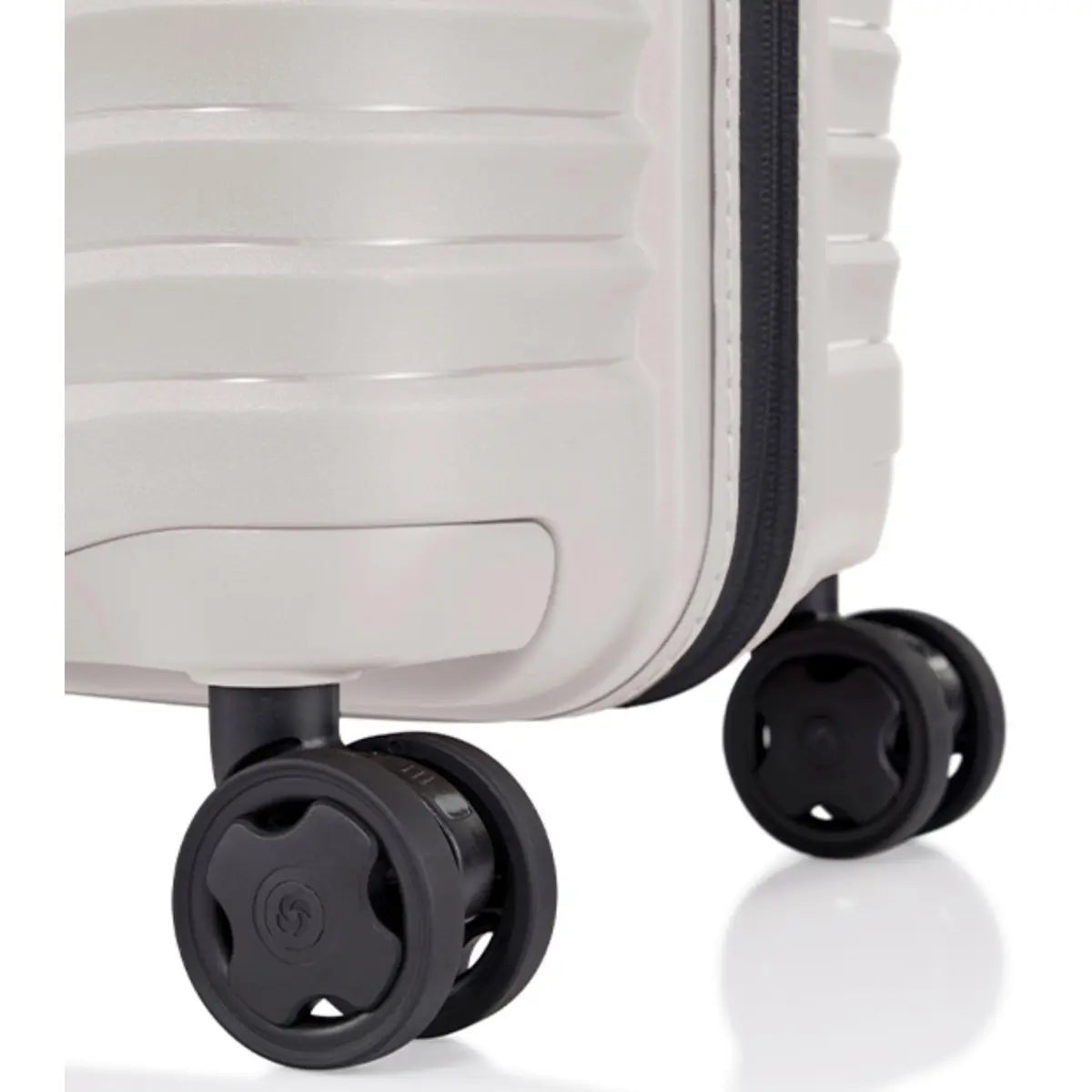 Samsonite Upscape 4-Wheel Expandable 3 Piece Suitcase Set (55 cm 75 cm and Tech Kit) - Stone Grey