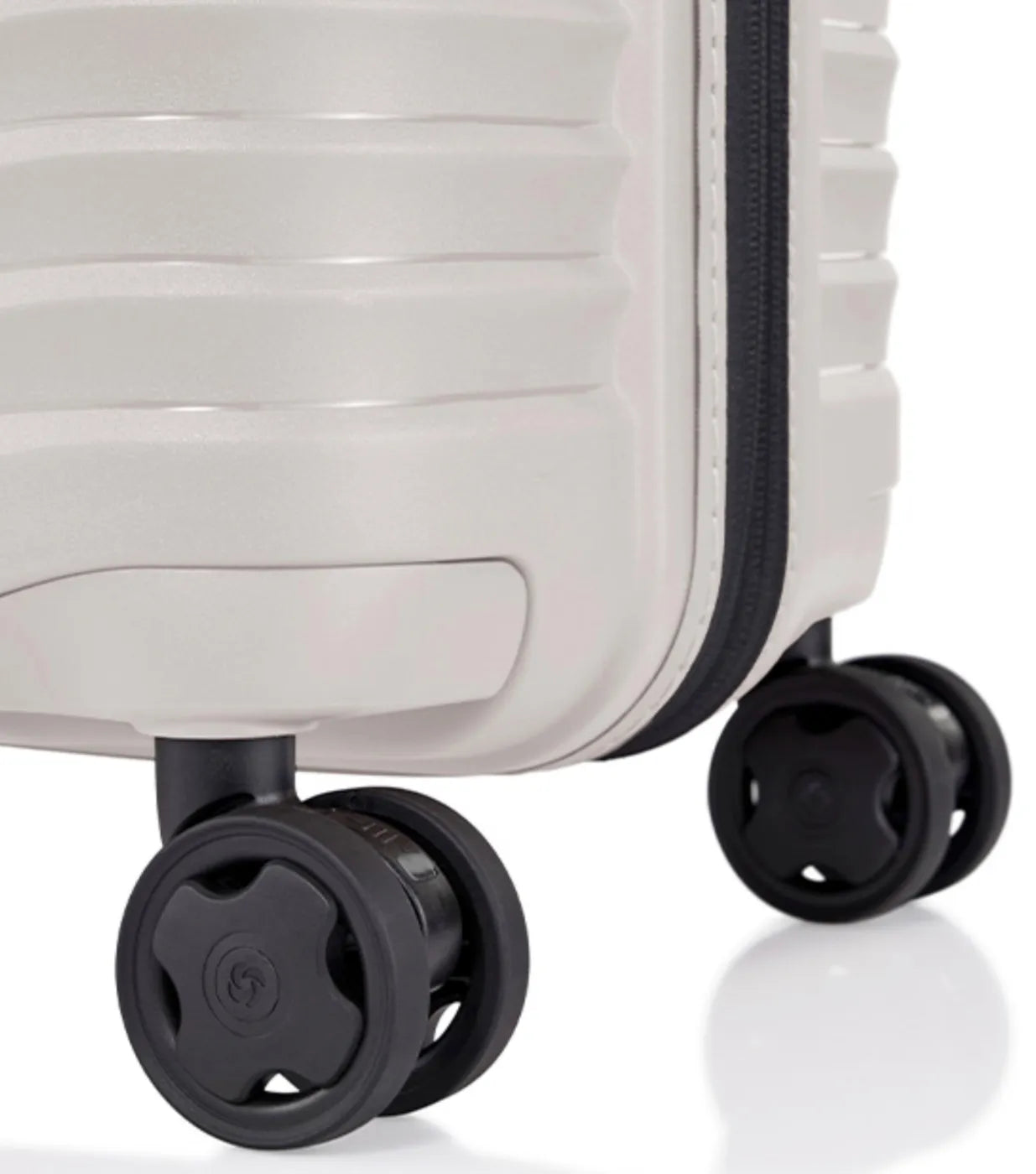 Samsonite Upscape 4-Wheel Expandable 3 Piece Suitcase Set (55 cm 75 cm and Tech Kit) - Stone Grey