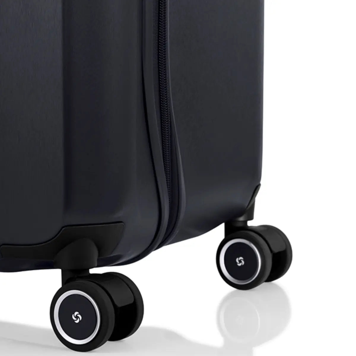 Samsonite Zenpod 55 cm Cabin Spinner Suitcase - Black