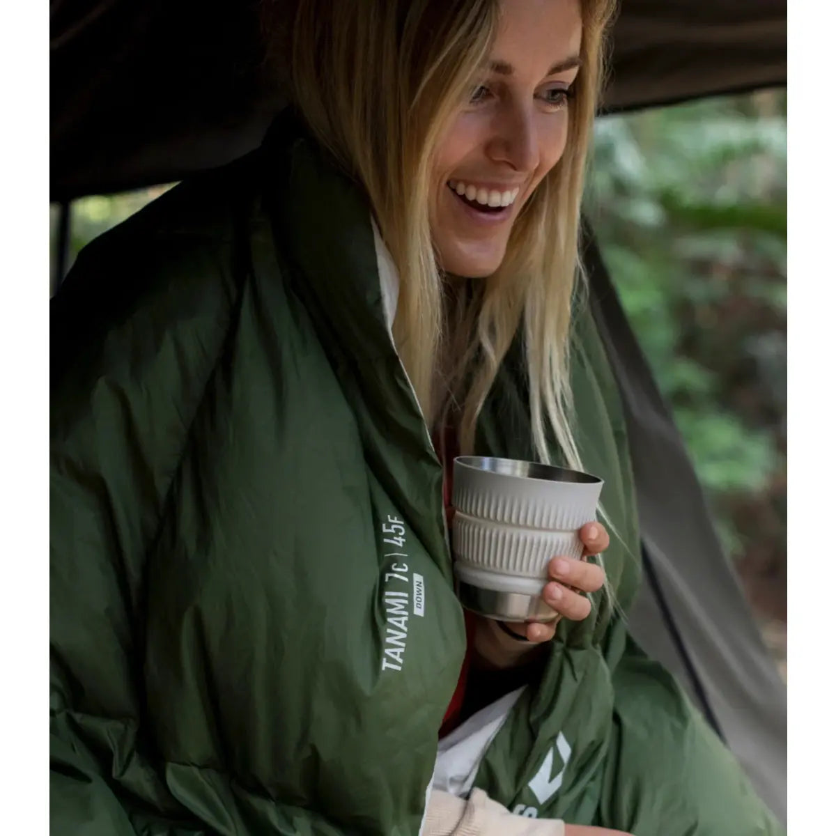 Share the warmth under a queen-sized Tanami Down comforter