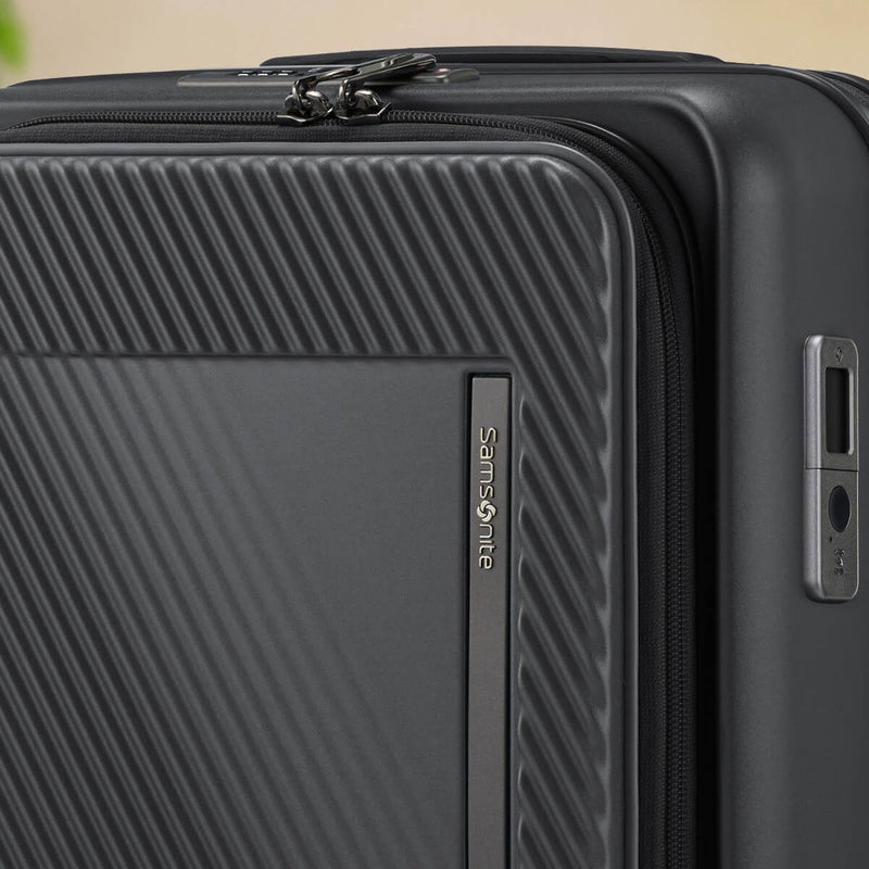 Samsonite Zipprix FT: tsa lock and secure zips