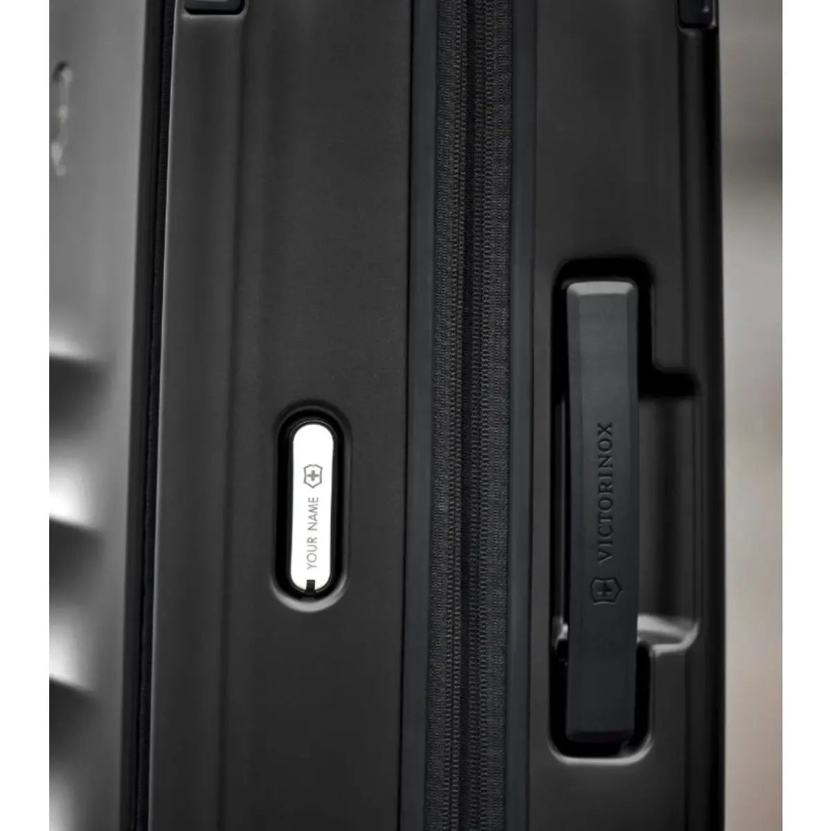 Option for personalization; choose from initial engraving or customize with a personal message