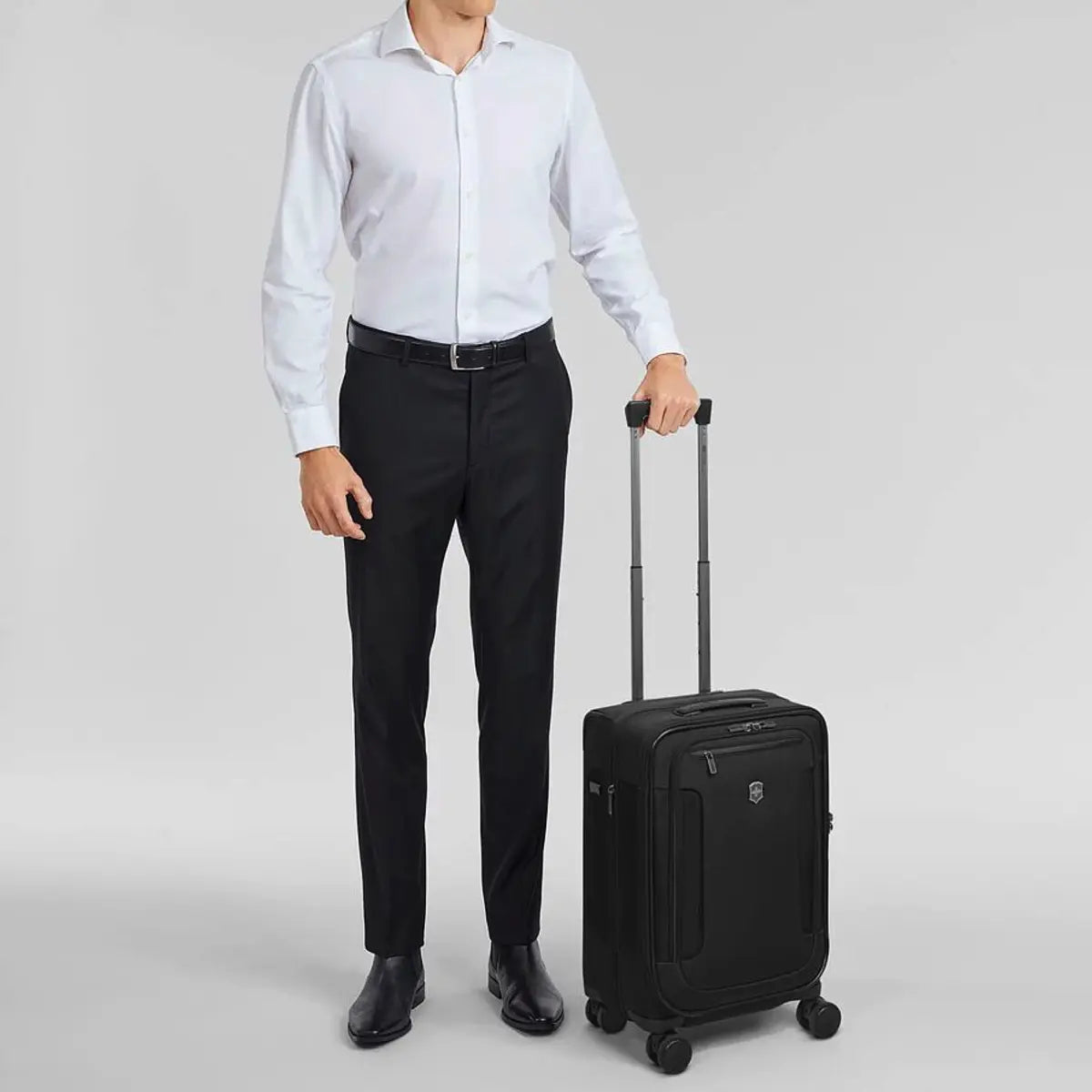 Victorinox Werks Traveller 7.0 - 55 cm Frequent Flyer Carry-On Suitcase - Black