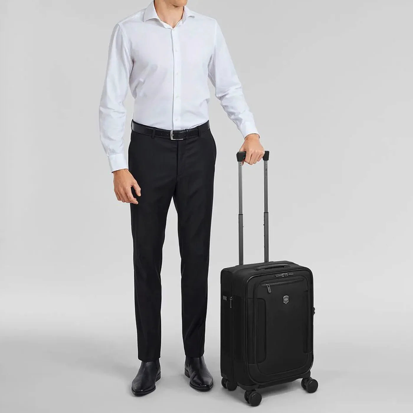 Victorinox Werks Traveller 7.0 - 55 cm Frequent Flyer Carry-On Suitcase - Black