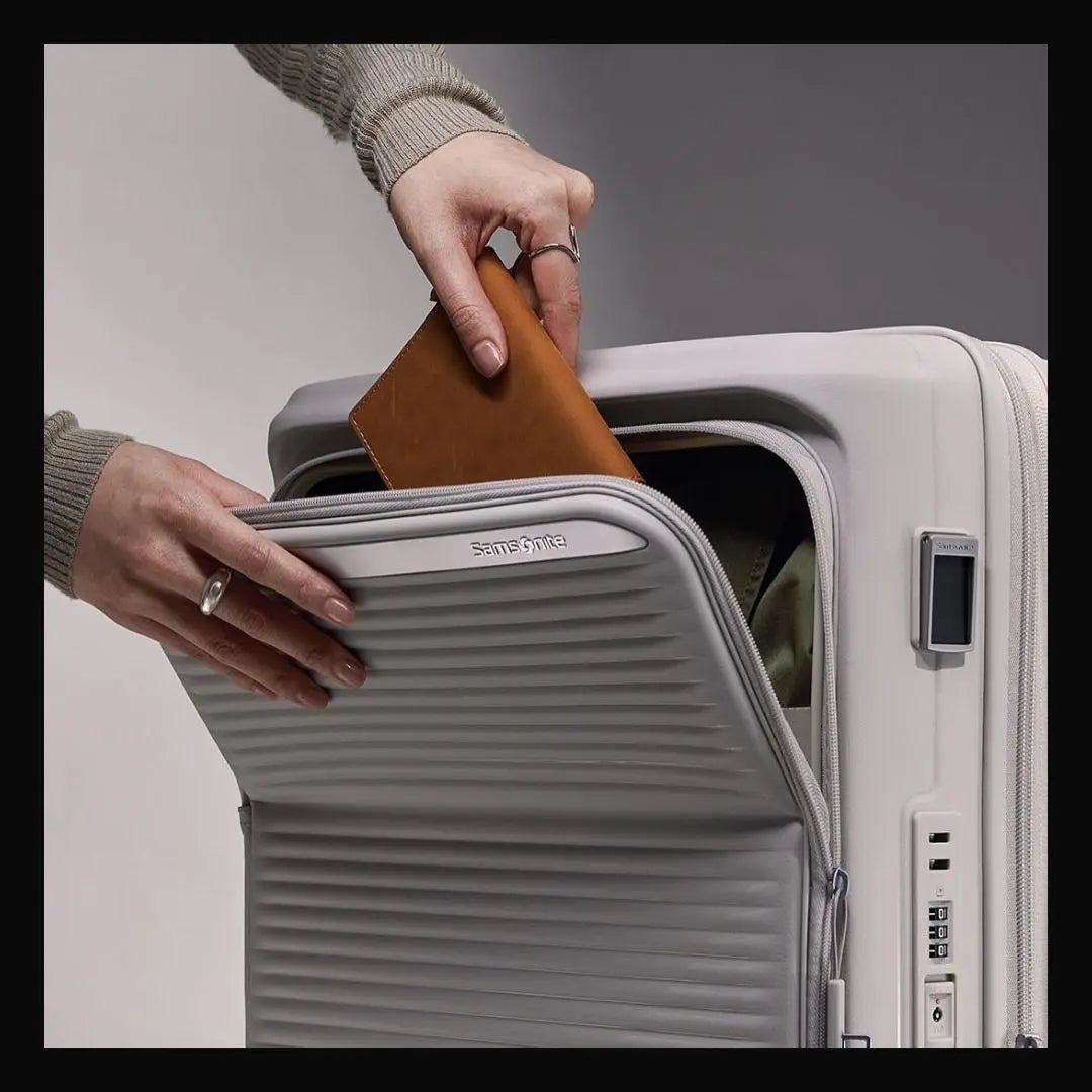 Carry On Luggage at Travel Universe