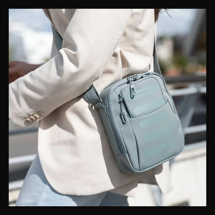 Crossbody & Shoulder Bags at Travel Universe