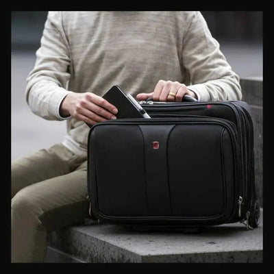 Laptop & Business Bags at Travel Universe
