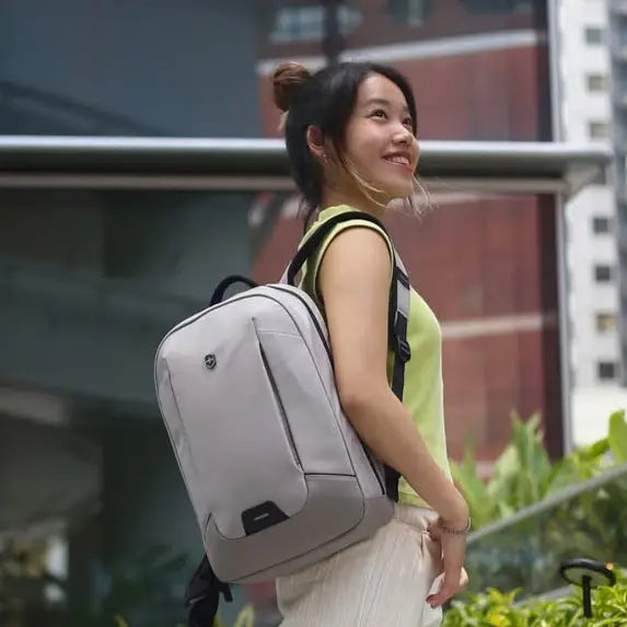 Victorinox Altmont Modern