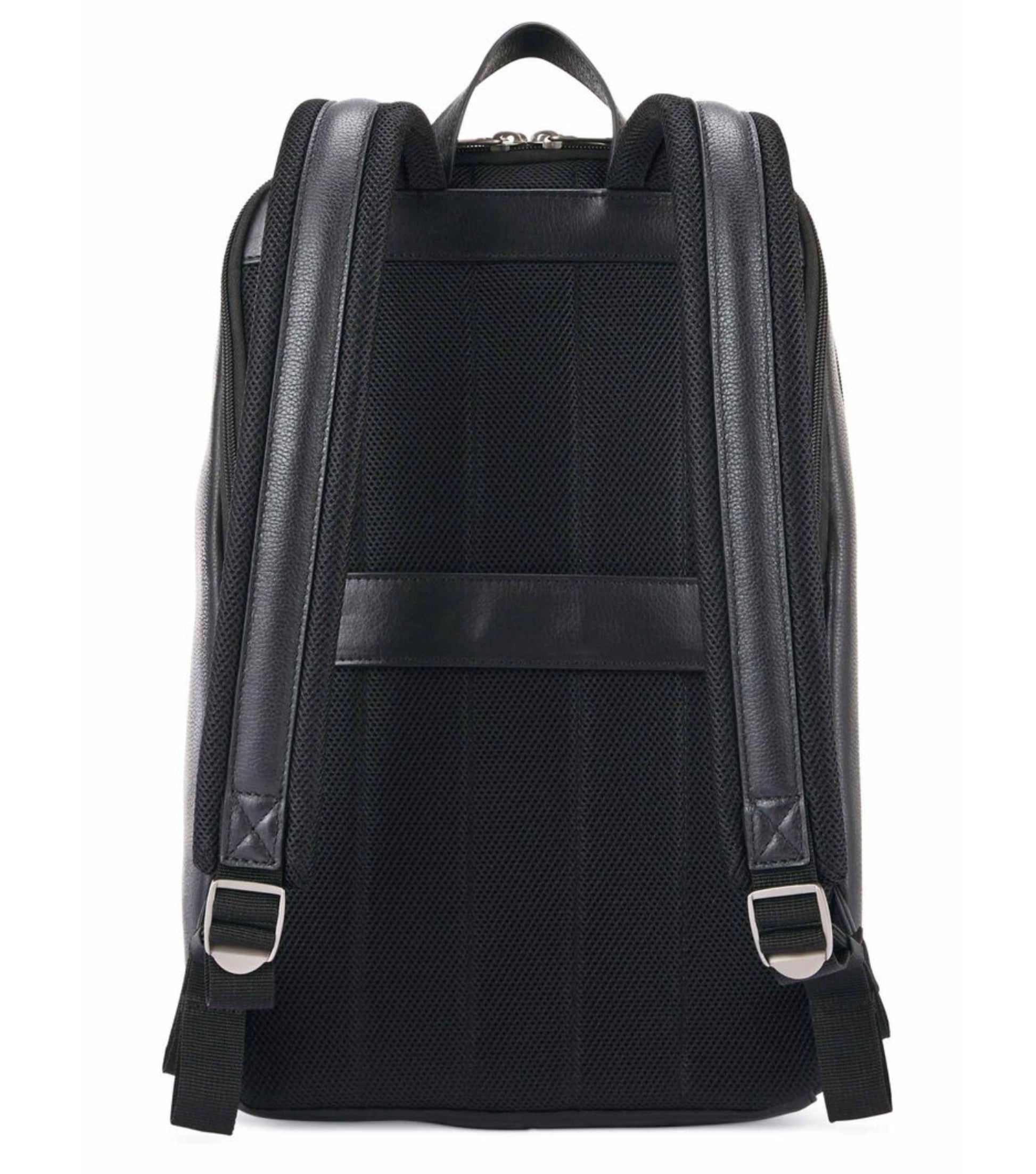 Padded back panel and shoulder straps