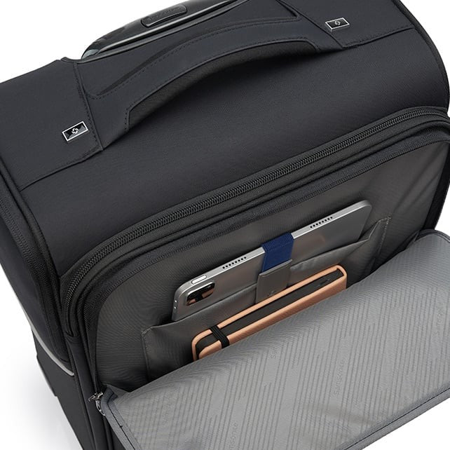 Samsonite 73 Hours cabin case front pocket opened