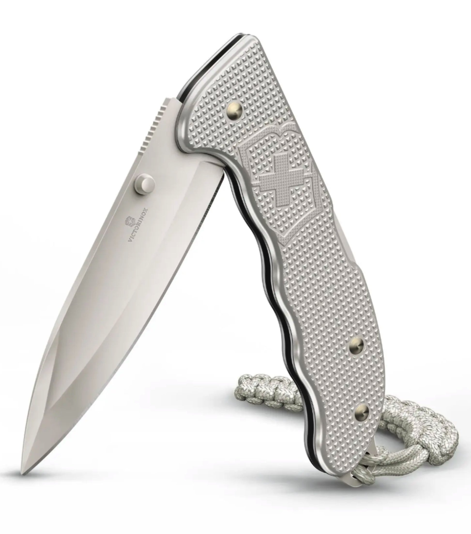 The perfect folding knife for everyday adventures, featuring a removable thumb stud