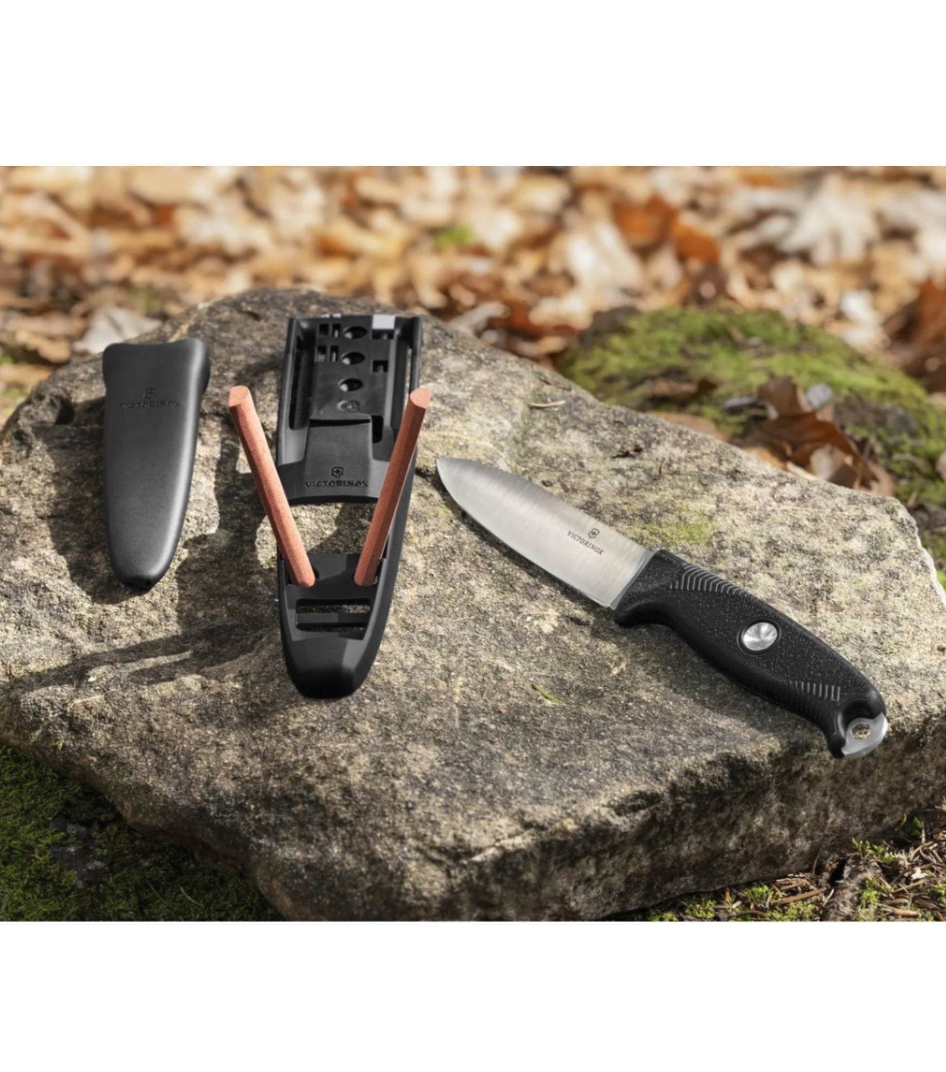 Specially designed multifunctional pouch for Venture Pro knife (sold separately)