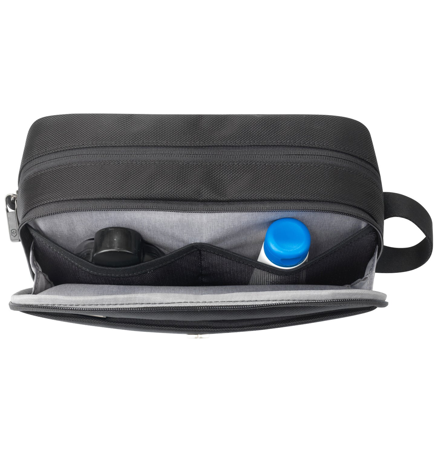 Easy-clean lining and two padded storage pockets