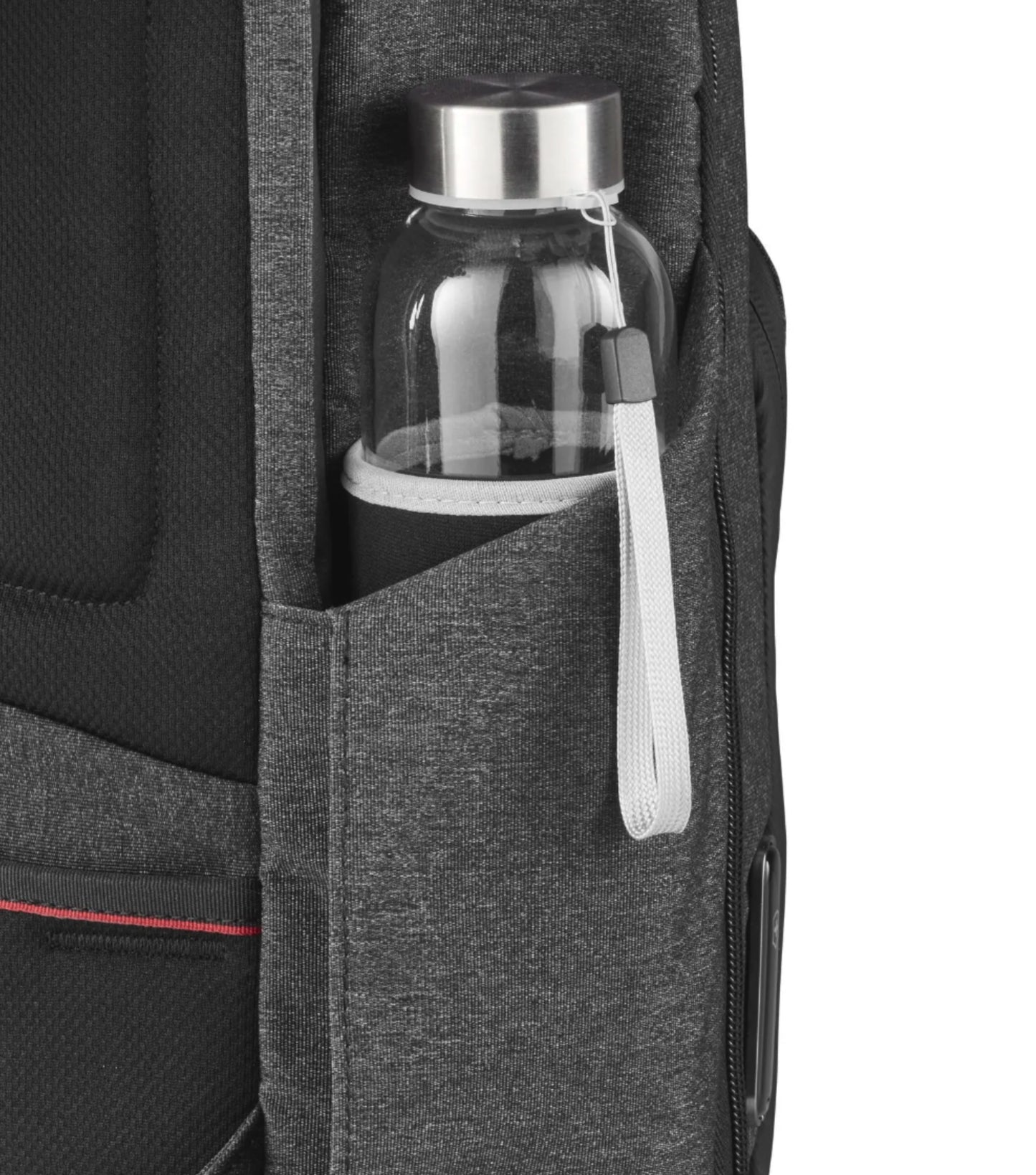 Side pockets for a water bottle / umbrella