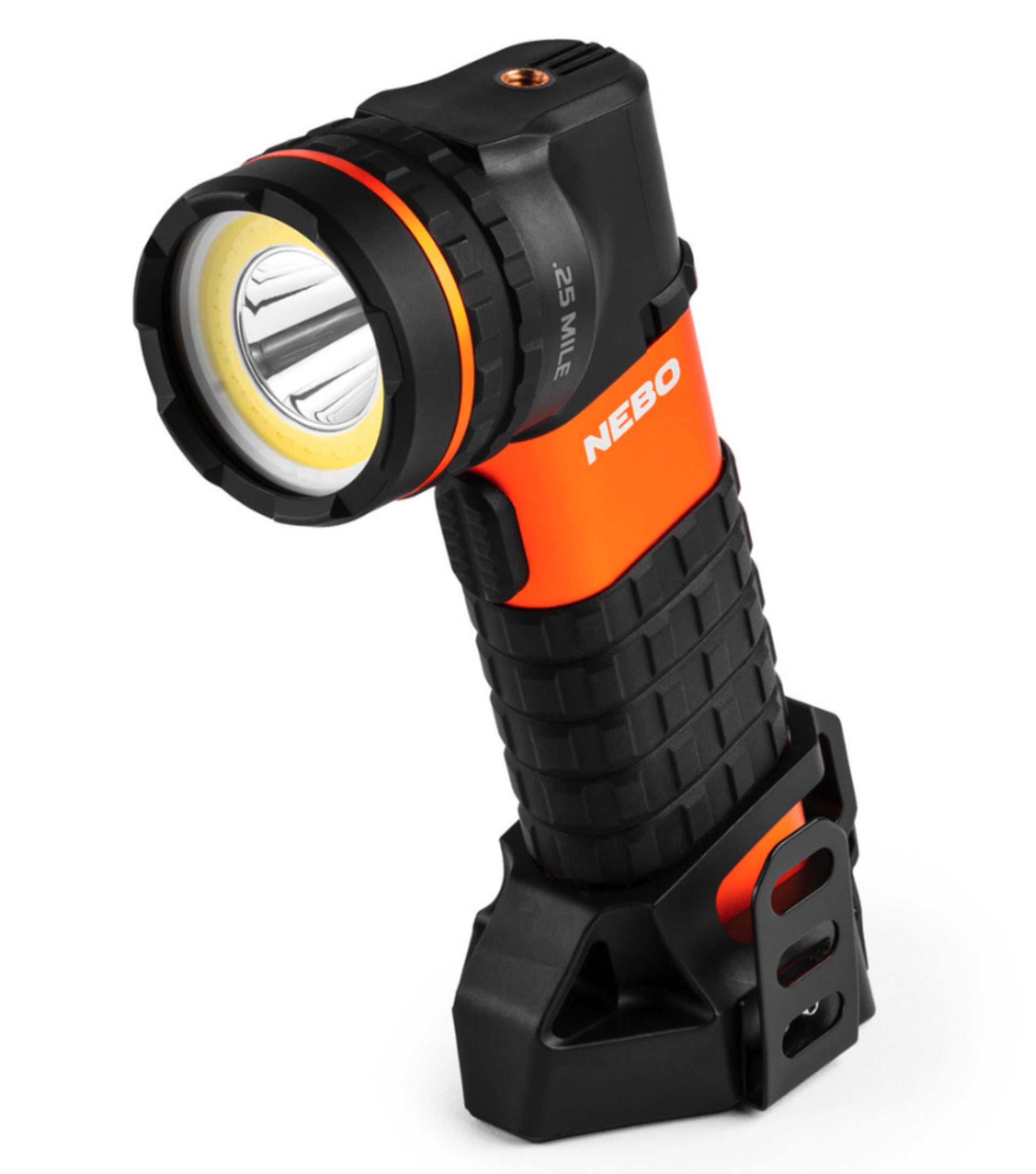 This 500 lumen spotlight also features a C•O•B floodlight for close range illumination