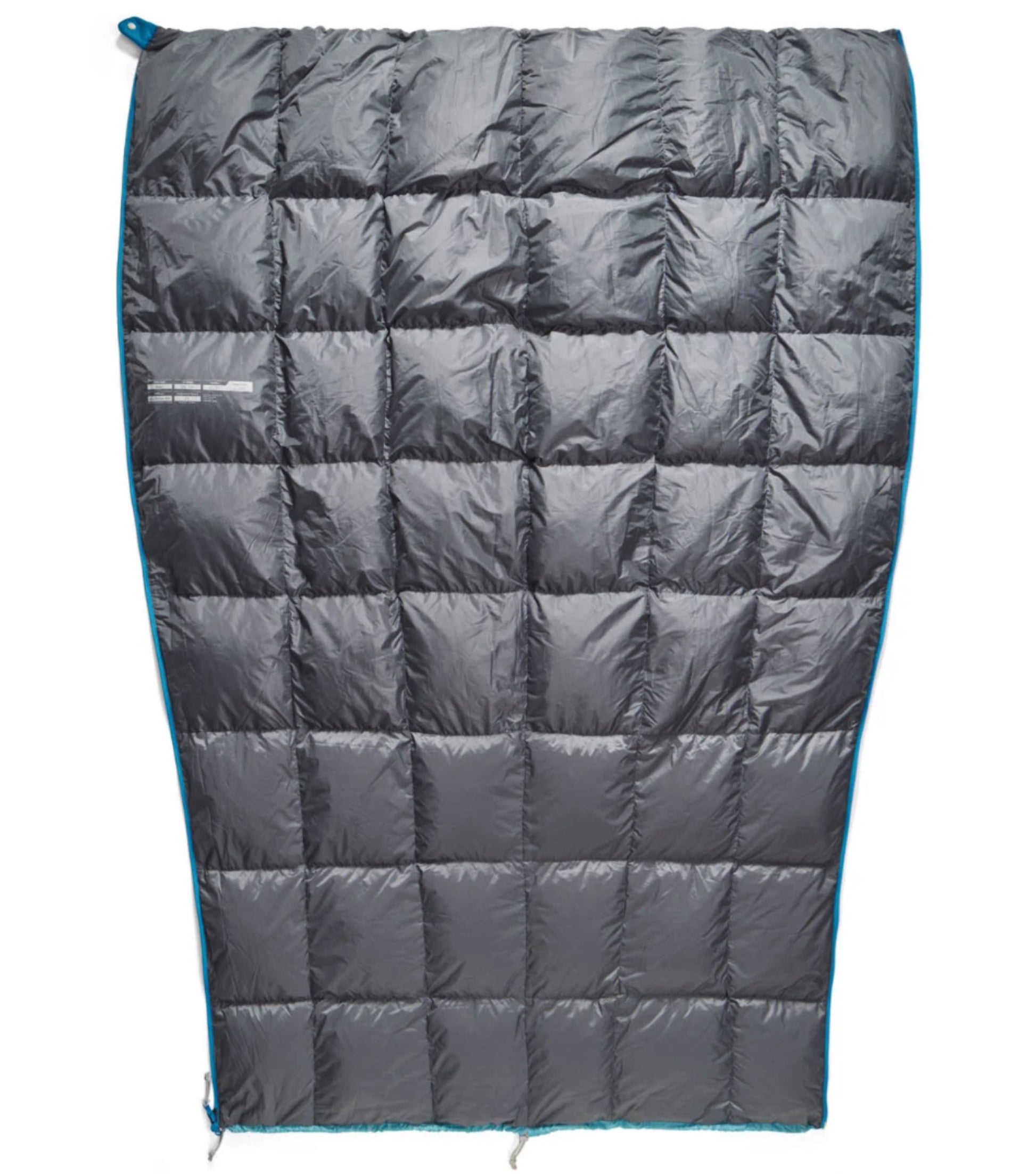 The full-length zipper can be opened to turn the Traveller into a quilt