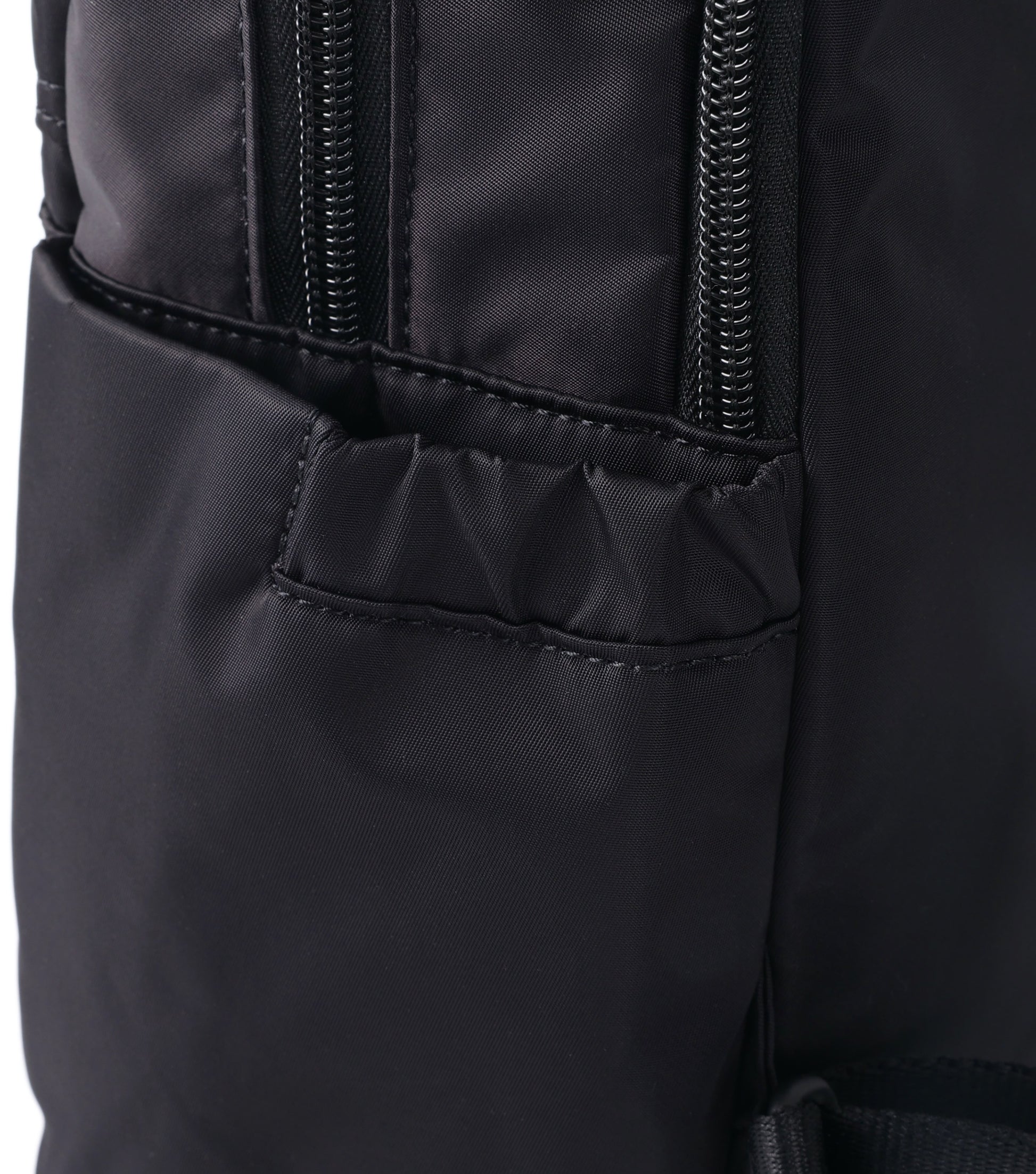 Side elastic open pocket