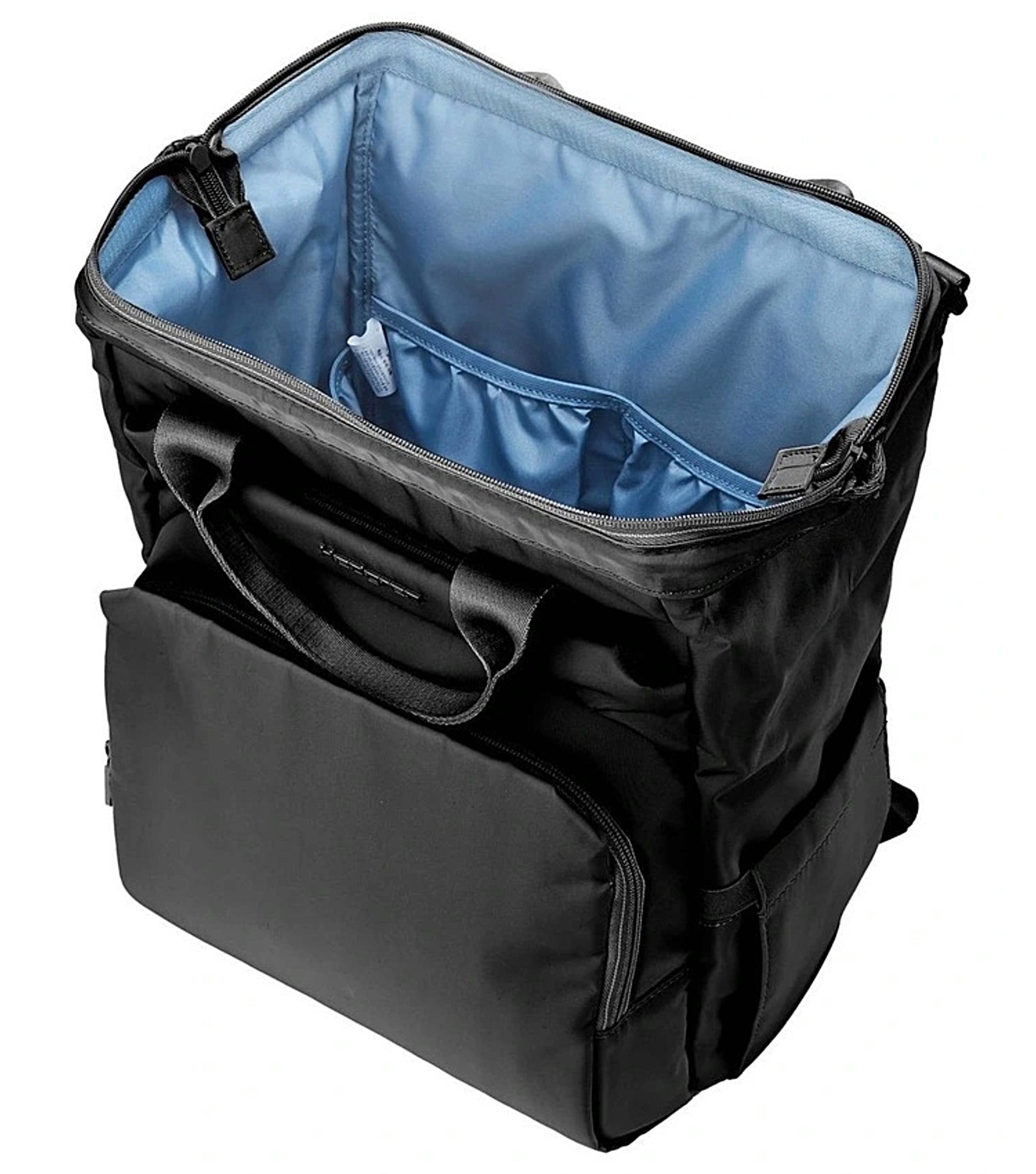 Wide access pocket to main compartment