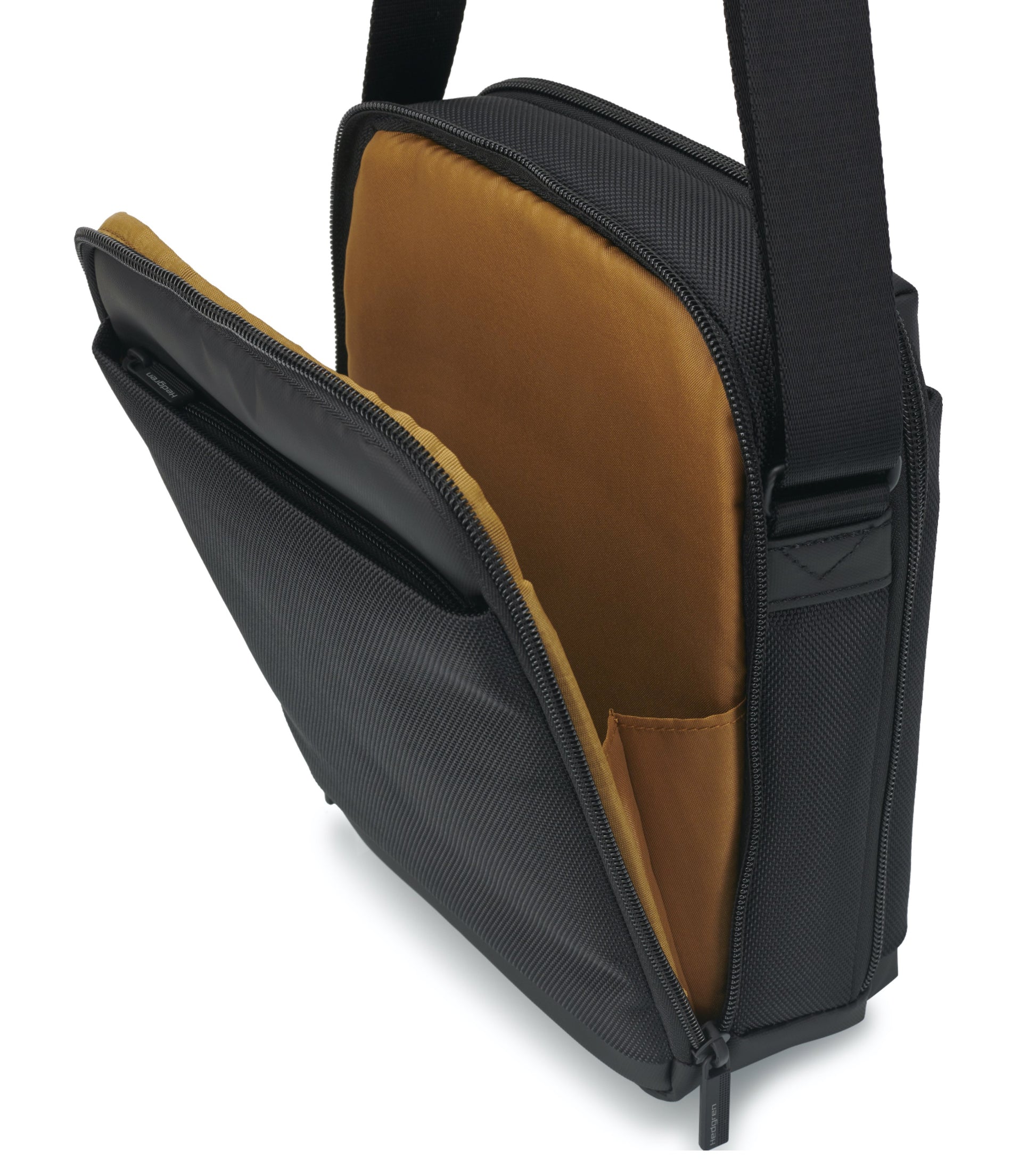 Rear compartment with padded pocket for tablet