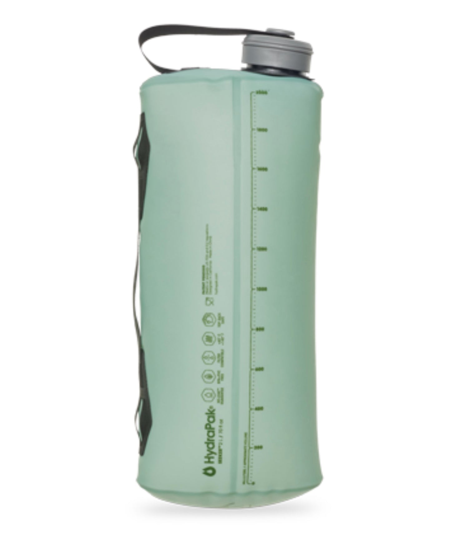 External capacity gauge allows you to track your hydration intake or measure out the contents