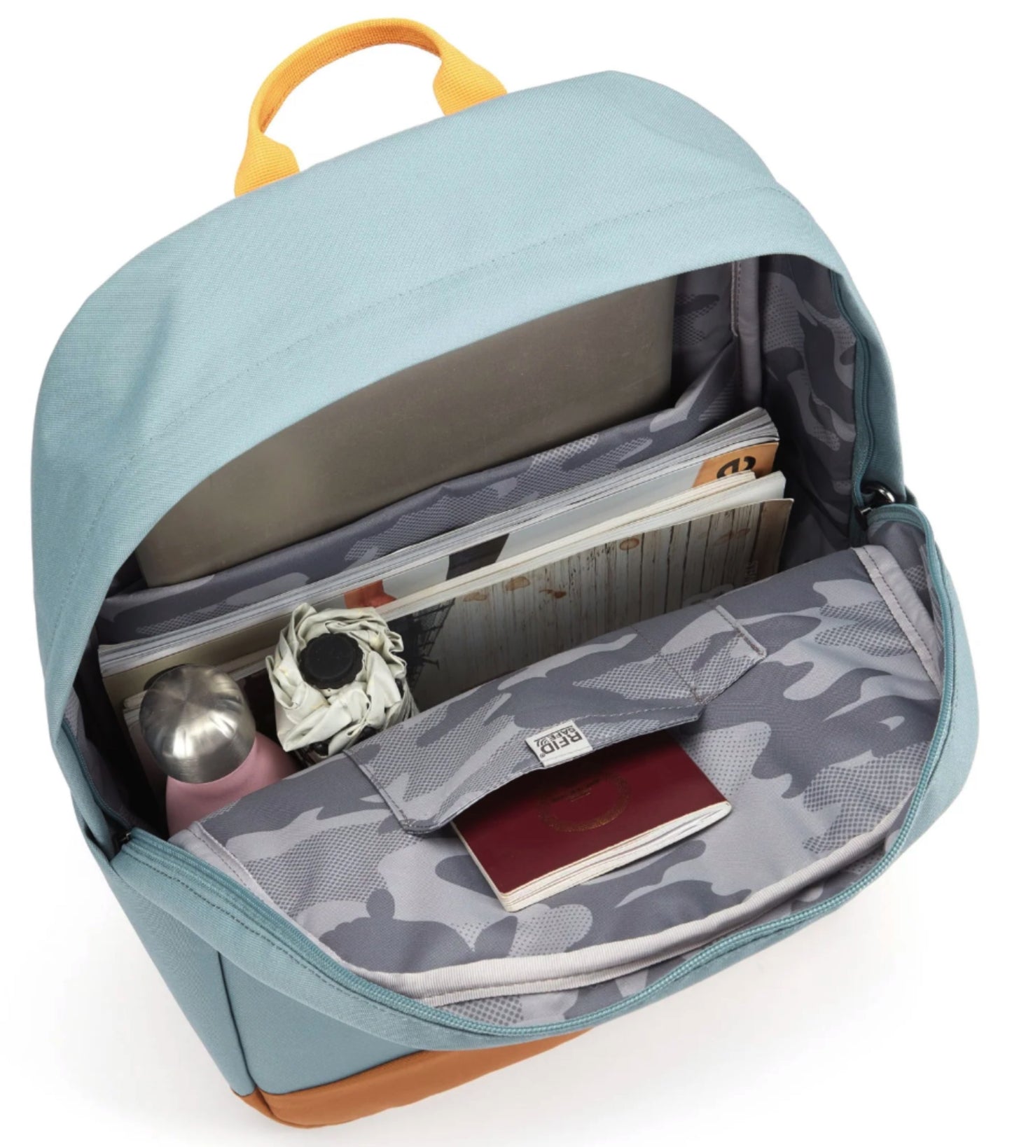 Fits a 16" MacBook Pro and most 16" laptops in a padded sleeve for extra protection