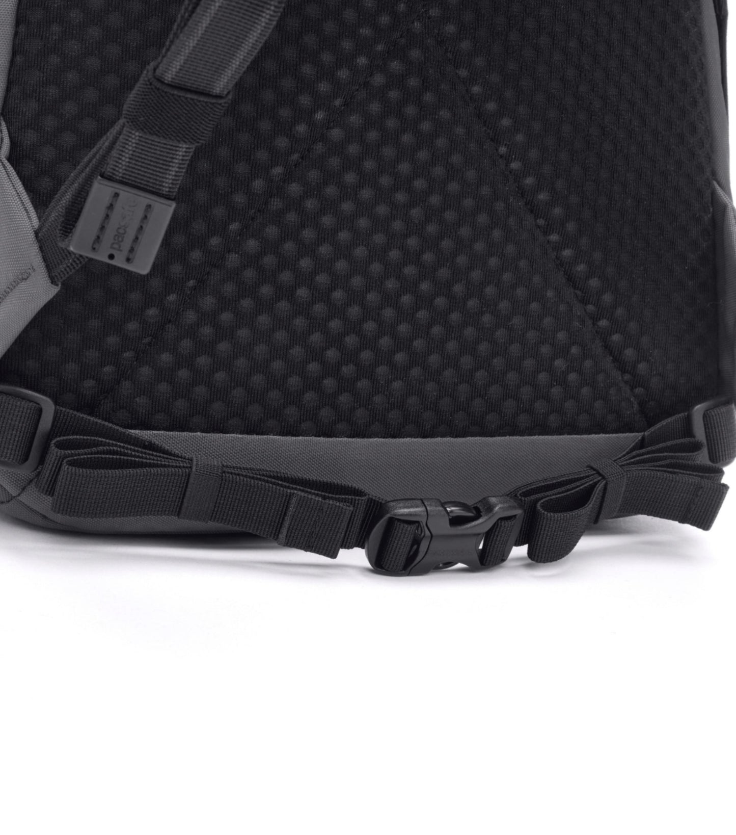 Adjustable, removable hip belt for carrying stability