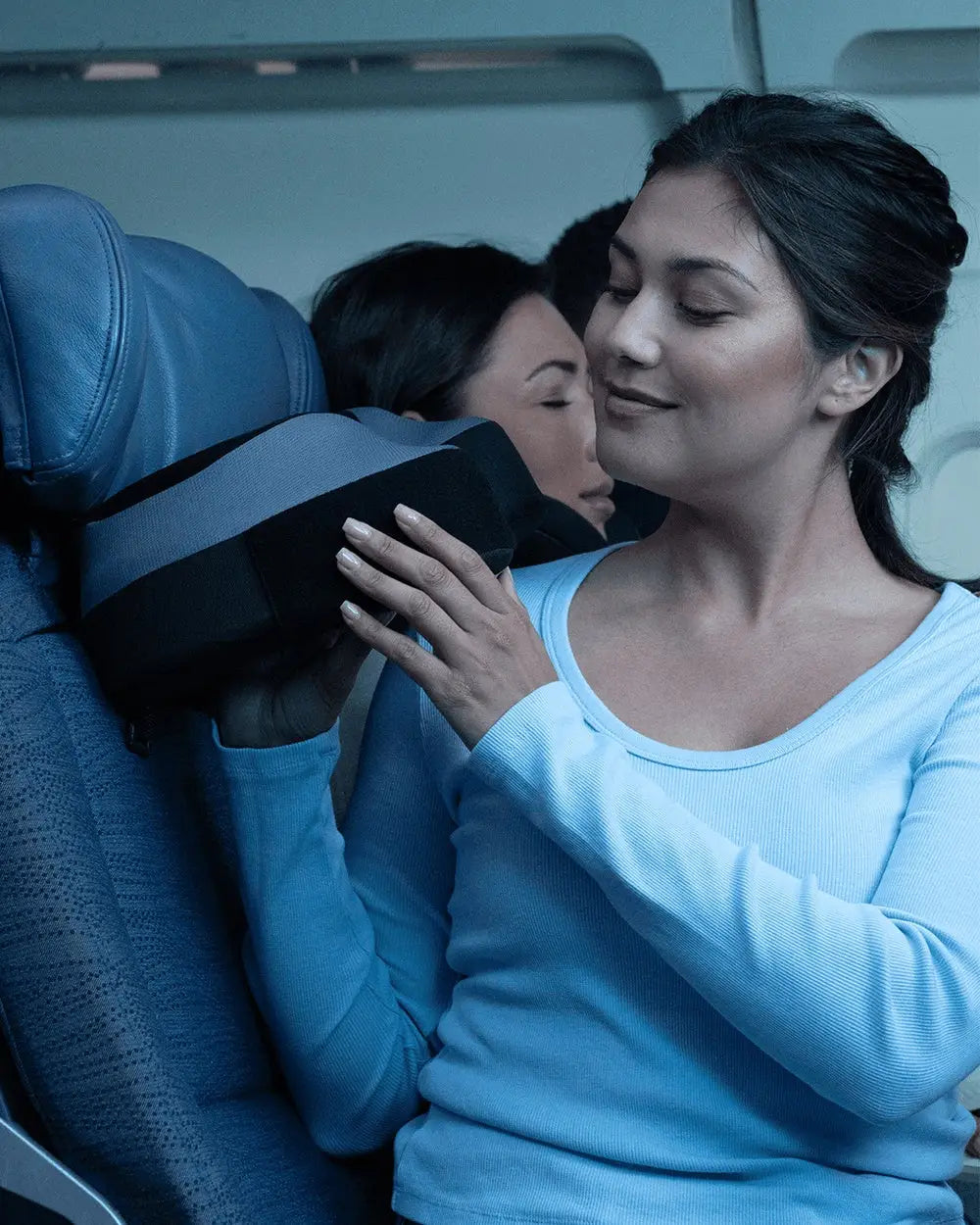 Which Cabeau Neck Pillow Should You Choose?: Evolution S3 X & Cool Compared