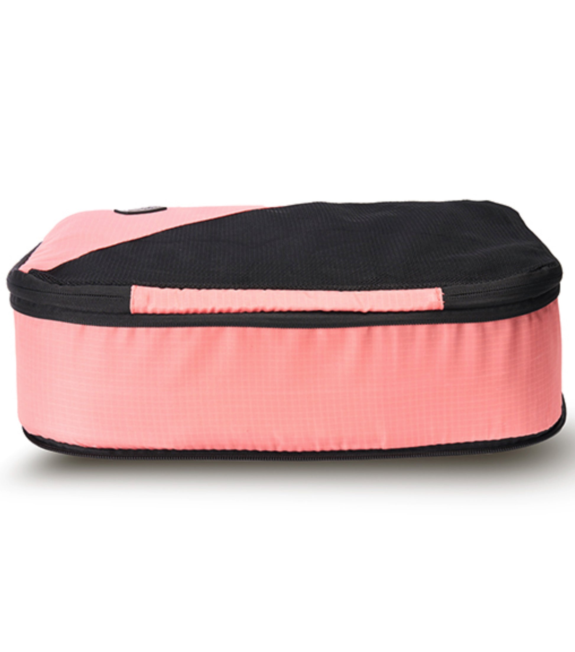 Ideal for organising luggage and garment protection