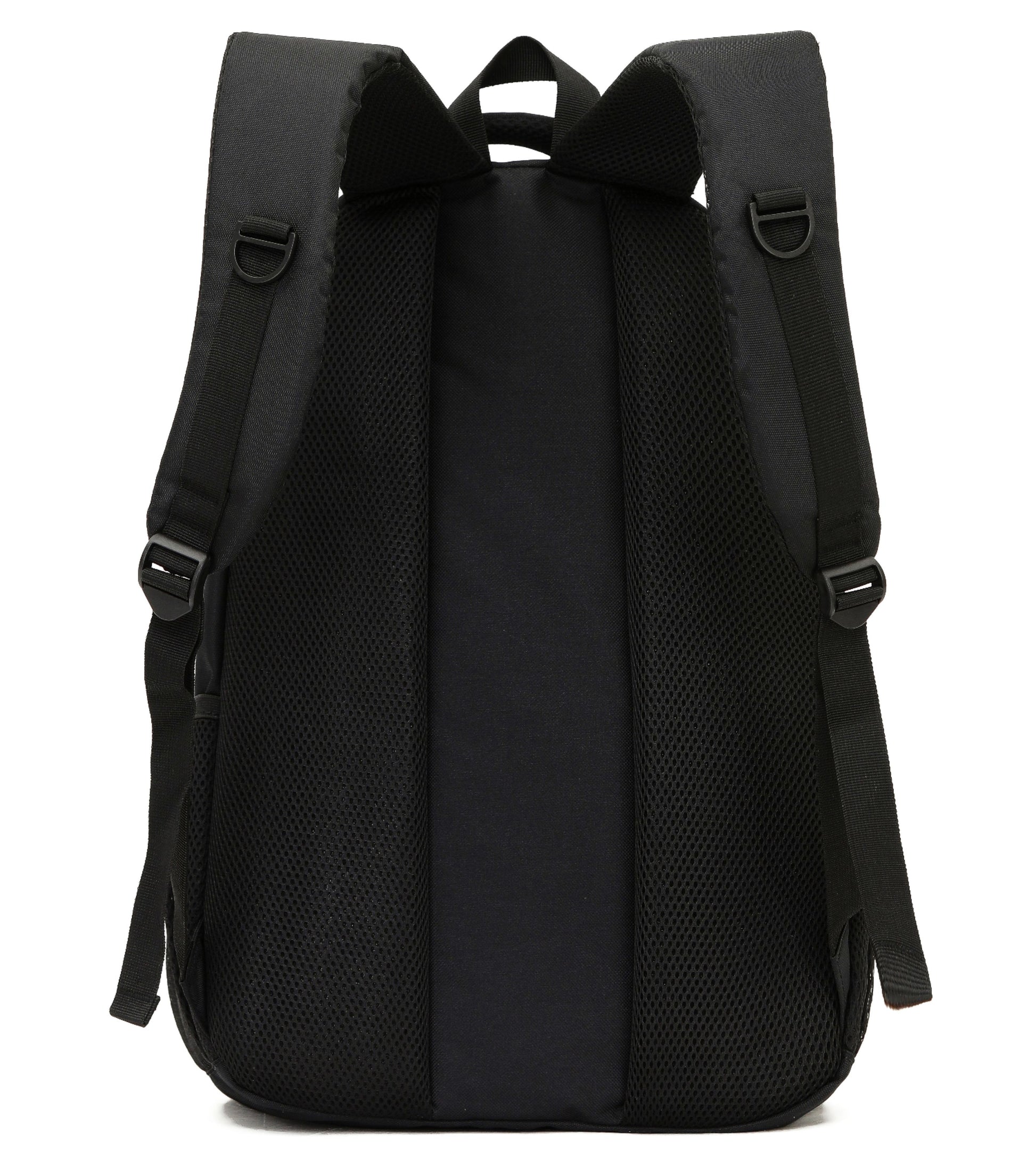 Adjustable, padded shoulder straps