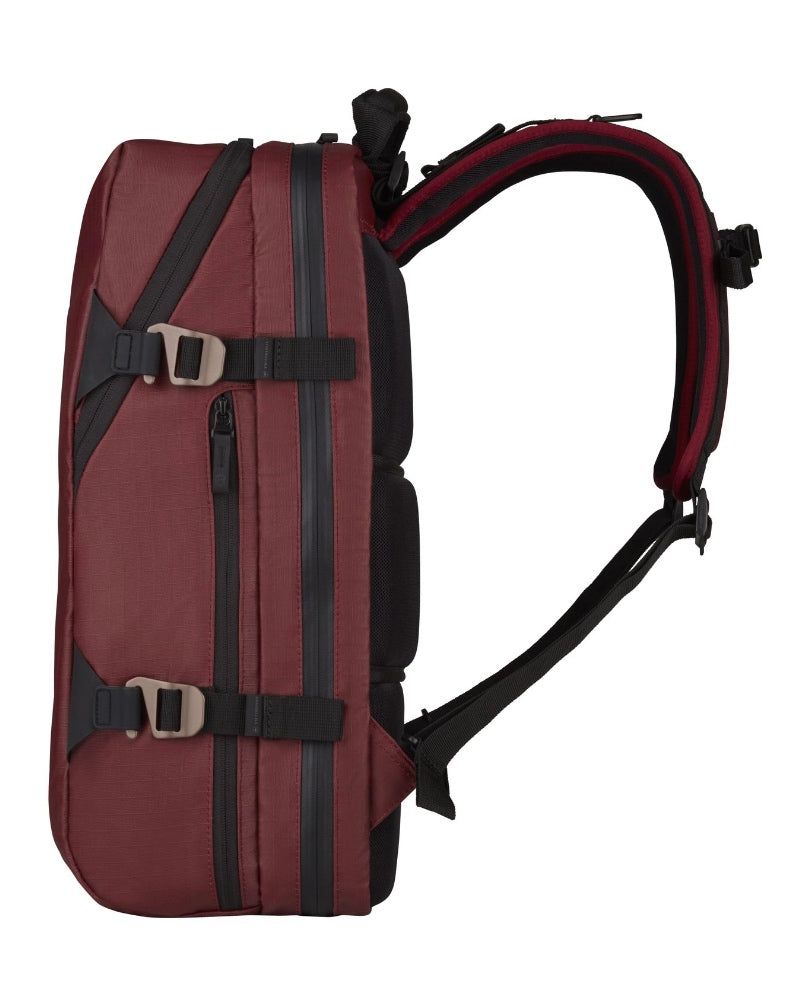 Two vertical zip side pockets are ideal for a water bottle and can be accessed via the exterior or interior of the bag