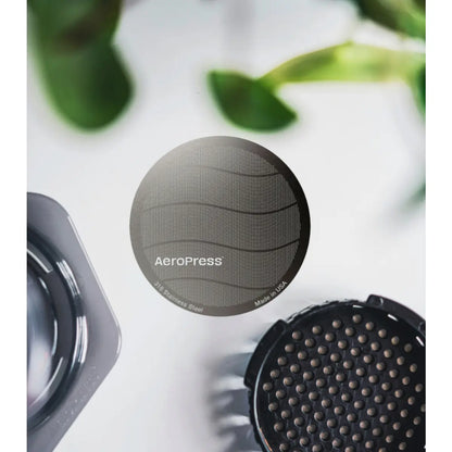 Easy to clean: just rinse and dry or put in dishwasher