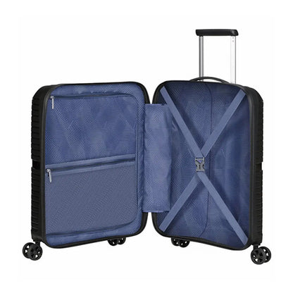 Divider pad in top compartment and cross ribbons in the bottom compartment