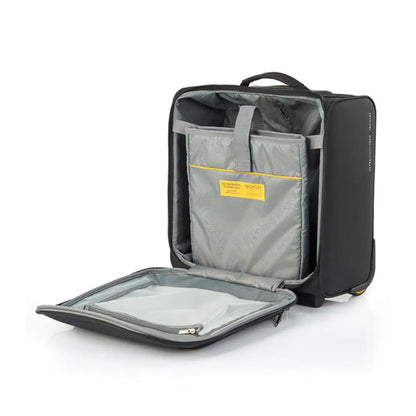 Internal pocket and elastic straps